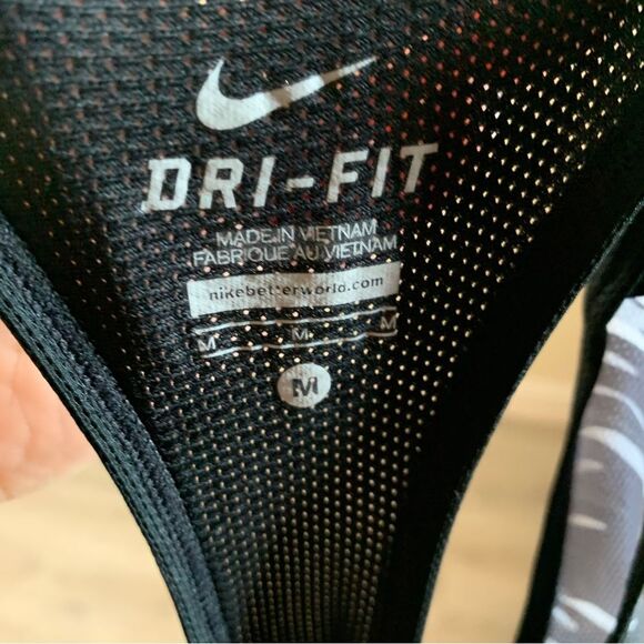 Nike Dri Fit Racerback Black White Camo Workout Athletic Tank Top Size Medium - Picture 8 of 8